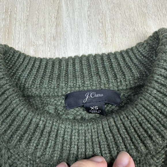 J Crew Olive Green Cozy Fitted Popcorn Wool Cable Knit Pullover Sweater XS - Picture 14 of 15